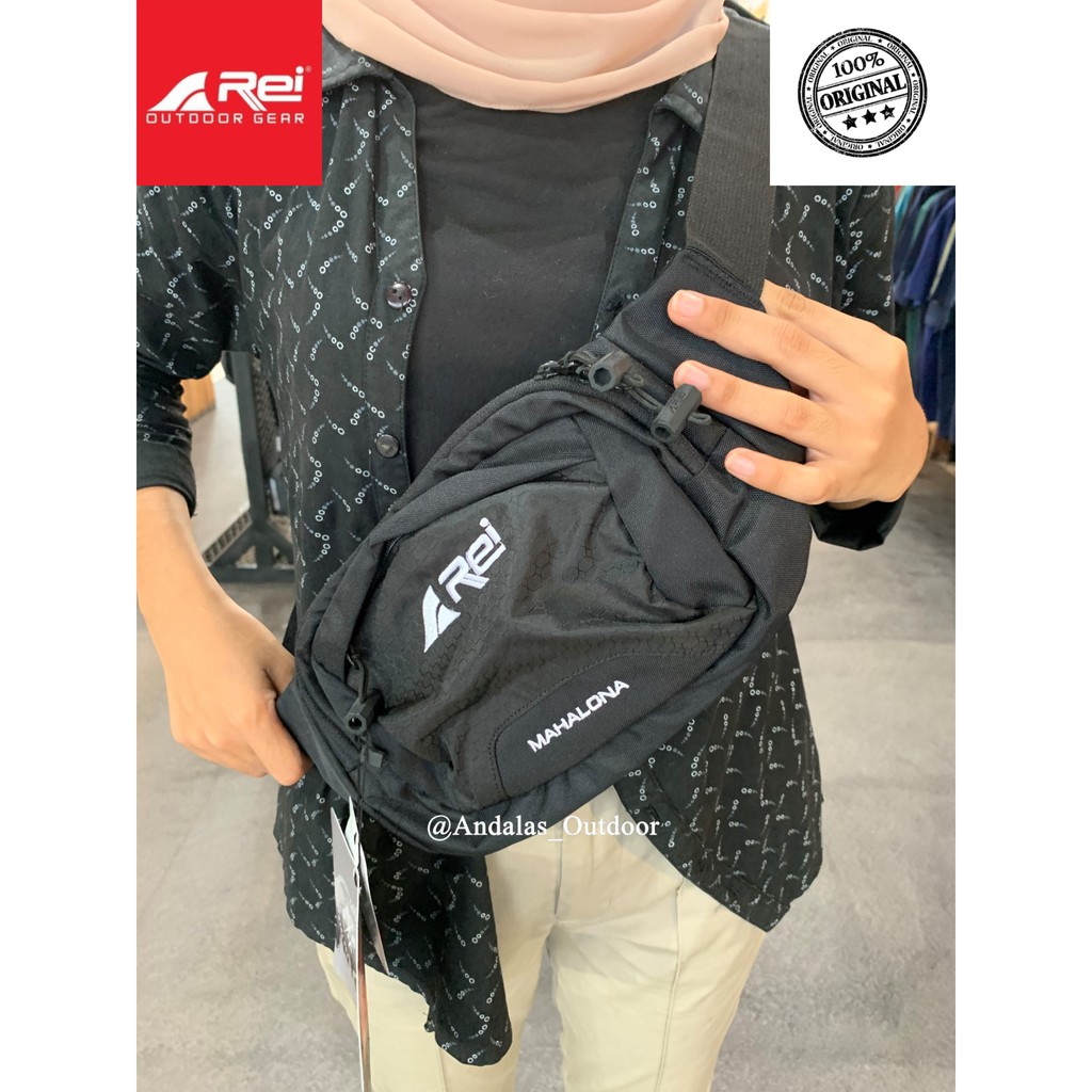 REI WAISTBAG MAHALONA, HITAM 43300