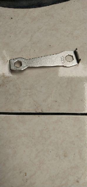 Alat Tool Kunci Untuk Buka Baut Chainring Nut Wrench Bolt Spanner Removing Sepeda Gowes
