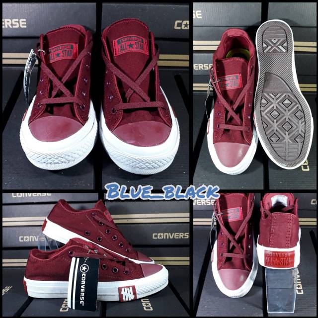 Converse undefeated merah
