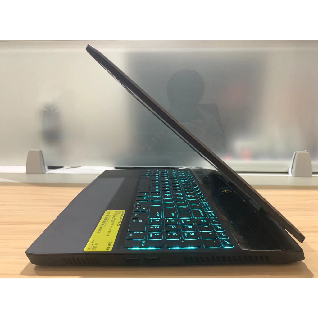 LAPTOP GAMING DELL ALIENWARE M15 INTEL CORE i7-8750H 16GB SSD 256GB RTX2080 W10+OHS FHD