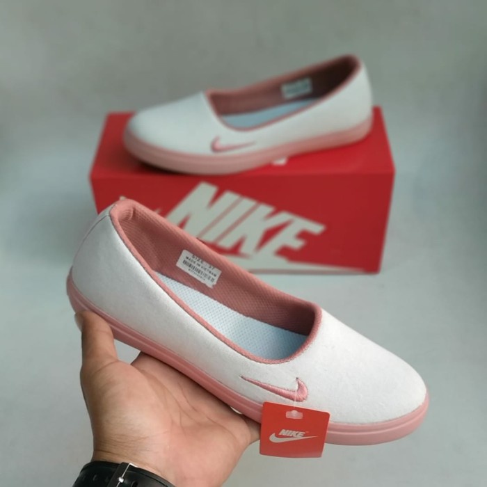 SEPATU SLOP WANITA, SEPATU SLIPON WANITA, SEPATU SLOP WANITA MURAH - putih peach, 35