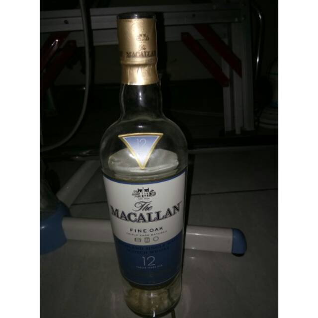 botol bekas "Macallan Fine Oak"