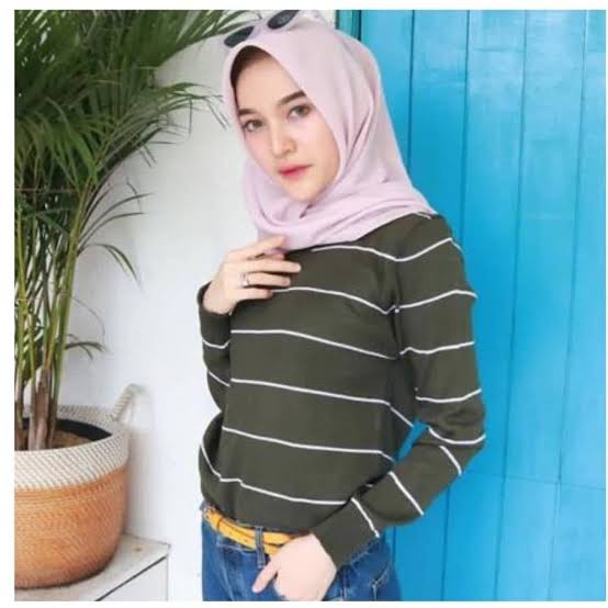 Baju Rajut Berskha Wanita| Sweater Rajut Berskha Stripe