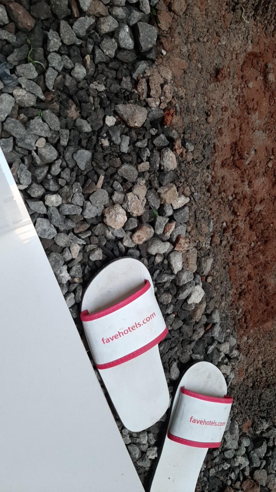 Sabut Spons Busa Pencuci Piring Peralatan Dapur Midoland