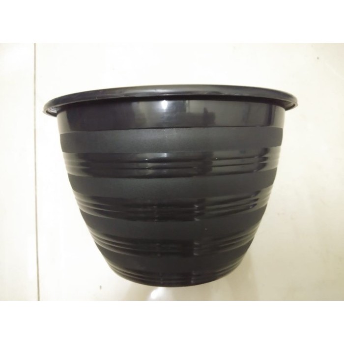 POT TANAMAN KEBUN BUNGAN KEMBANG/MEDIA TANAM KEBUN/EMBER POT PLASTIK PVC MURAH TEBAL 22CM/ EMBER POT TANAMAN BUNGA/ALAS TEMPAT BERTANAM/POT TANAMAN HIAS