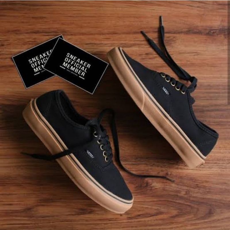 sneakers pria sepatu cowok hitam vans