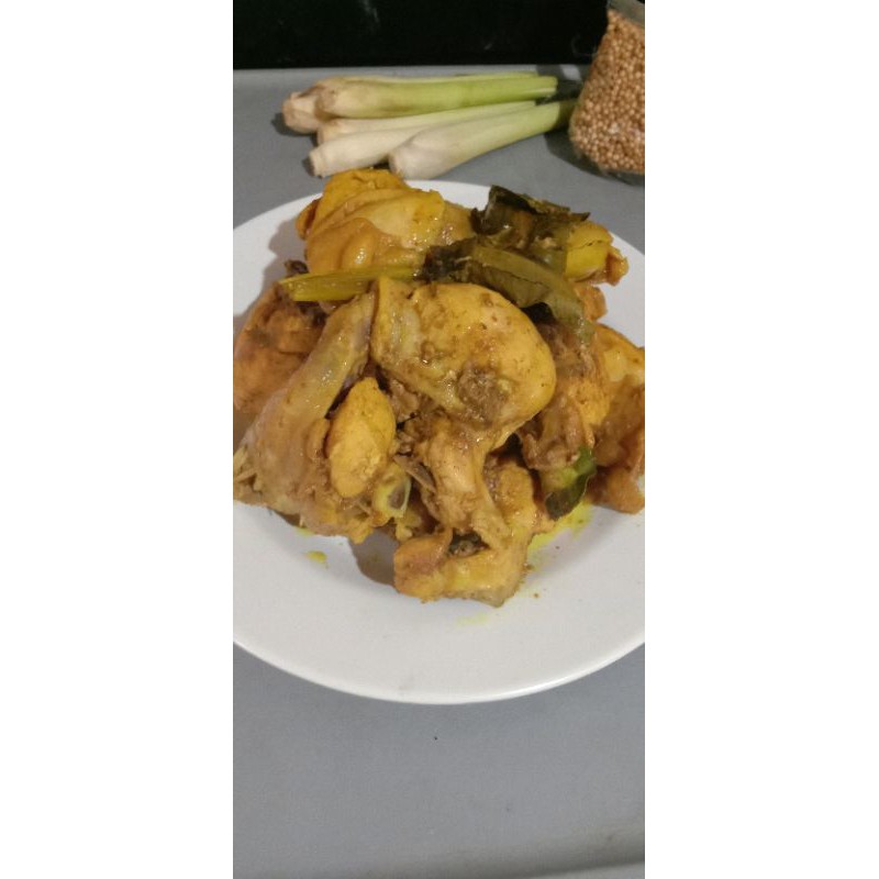 

Ayam ungkep bumbu kuning