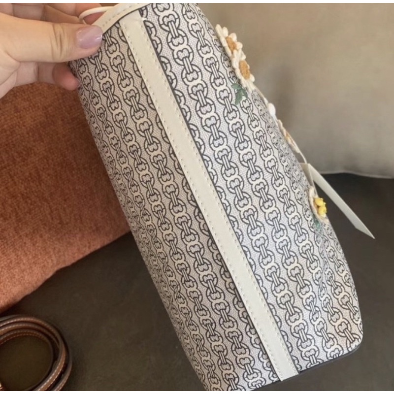 Tory Burch Gemini Link Canvas Tote Bag