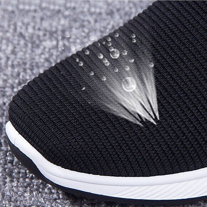 Toread Sepatu Slip On Pria Sepatu Casual Pria Antislip  Untuk Sekolah Hitam MC601