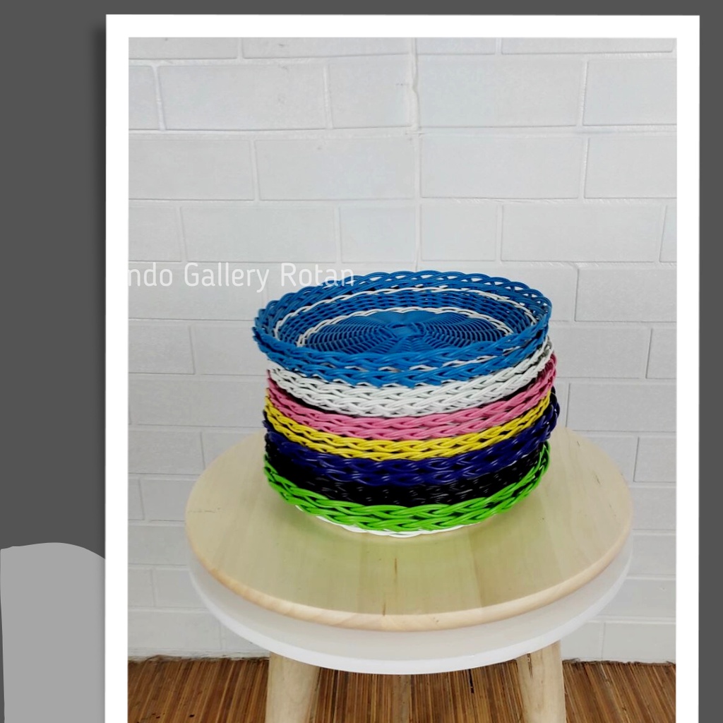 Piring Rotan Sintetis warna Warni