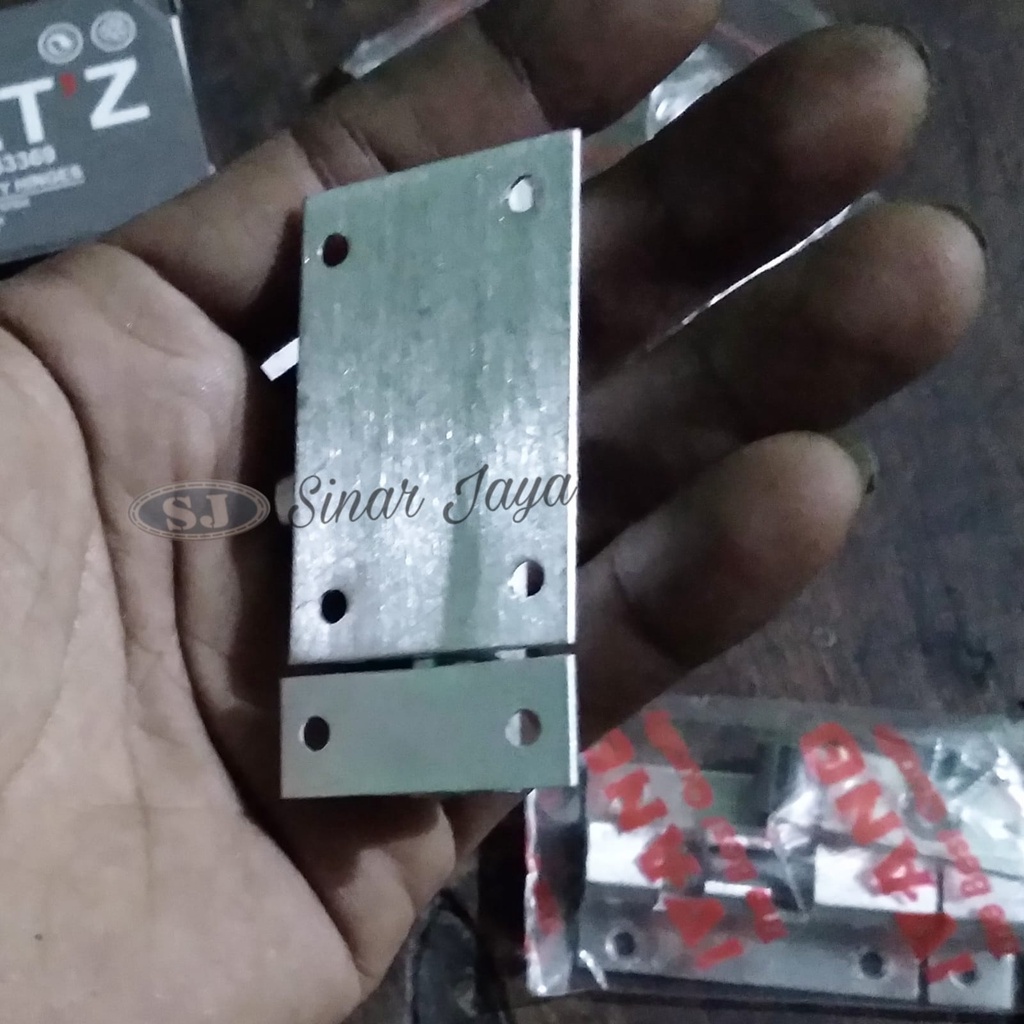 Grendel kunci jendela / slot 2 inch tebal bahan allumunium perlengkapan kunci jendela