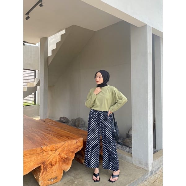 BEFAST - ZEC OOTD Blouse EDYA /Alana Oversize Batwing Blouse / Blouse Wanita / Blouse Oversize Kekiniaan Remaja Wanita / Blouse Polos Casual / Outfit Selebgram Trendy / Terlaris / Keluaran Terbaru