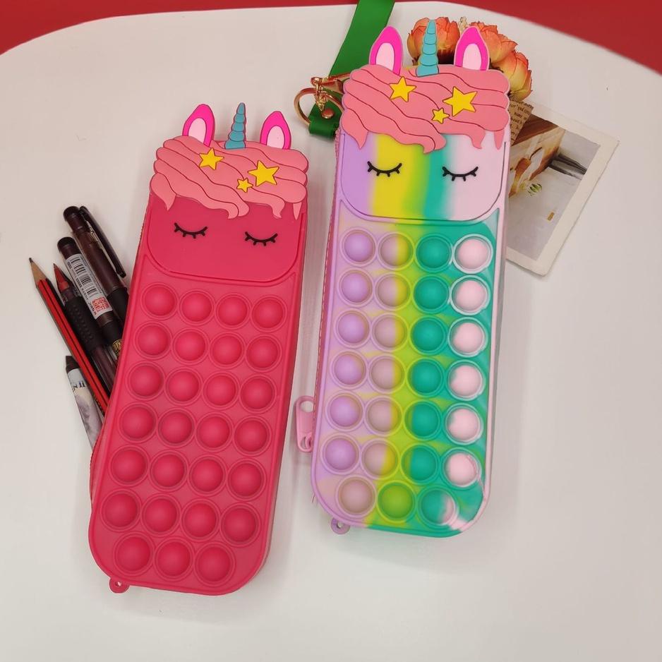 

Gratis Ongkir Kotak Pensil Pop It Unicorn