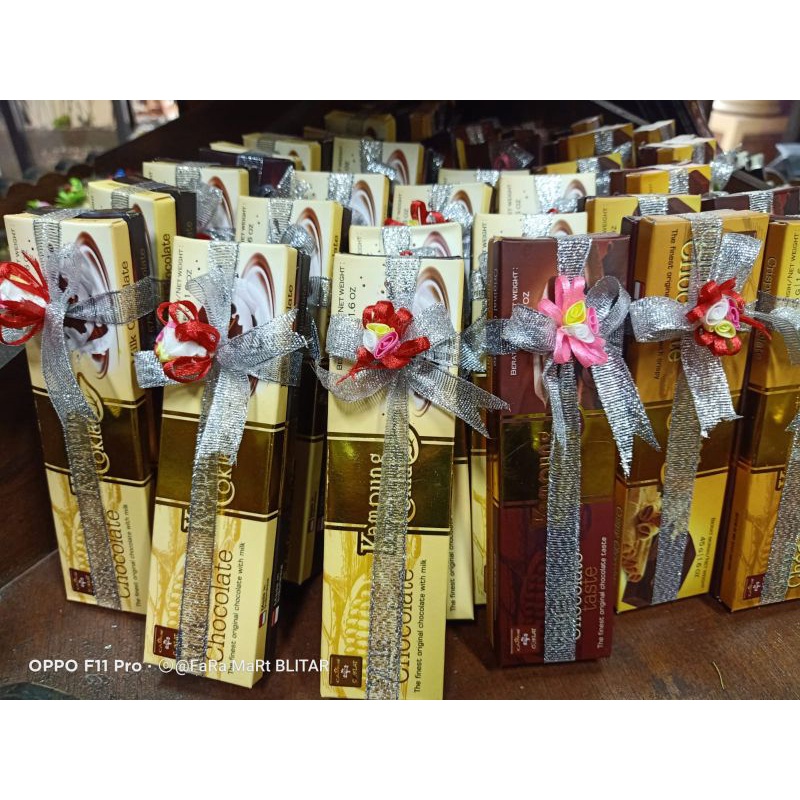 

PAKET HEMAT COKLAT GIFT ISI 2 KAMPUNG COKLAT BLITAR