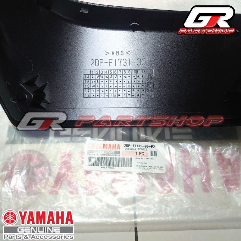 delta box hitam 2DP-P2 nmax old original yamaha cover samping tangki body tengah ori ygp kanan kiri di varian