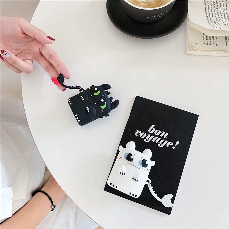 Soft Case Bahan Silikon Motif Naga Warna Hitam Dan Putih Untuk Apple Airpods 1/2