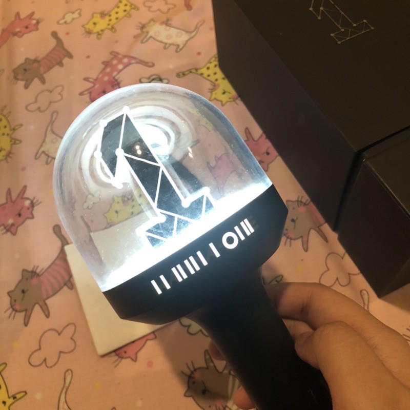 LIGHTSTICK WANNA-ONE PRELOVED WTS LIGHTSTICK KPOP LIGHTSTICK OFFICIAL WANNAONE