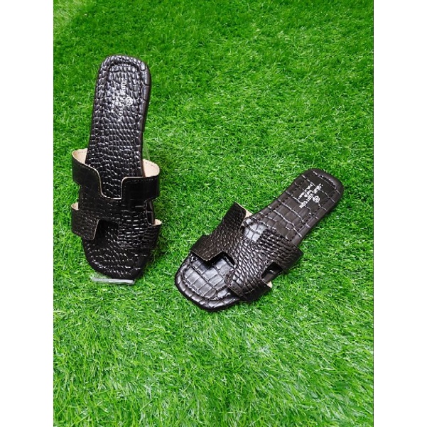 SIAP KIRIM sandal slip wanita croco with box import