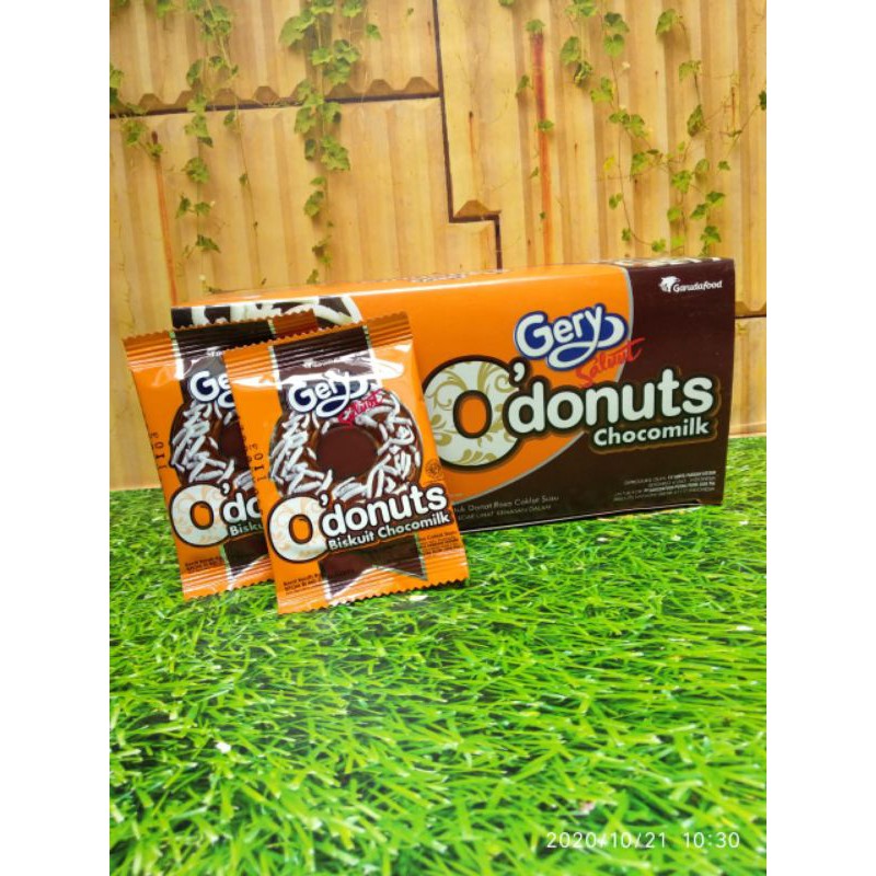 

Gery Saluut Donuts Chocomilk 8G*24Pcs