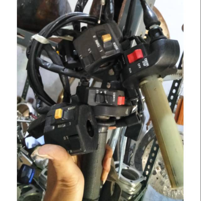 Holder gas kontan Kawasaki ninja R SS original Kanan Kiri komplit