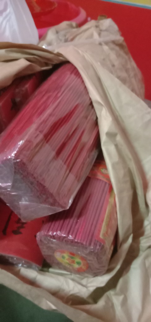 Hio Dupa Sembahyang Merah Tua Pek Kong / Hio Hok Tek Ceng  Sin / Fu De Zhen Shen / Hio Merah