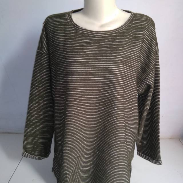 Size XL kode PB37 Phenomenal kaos wanita brand matahari