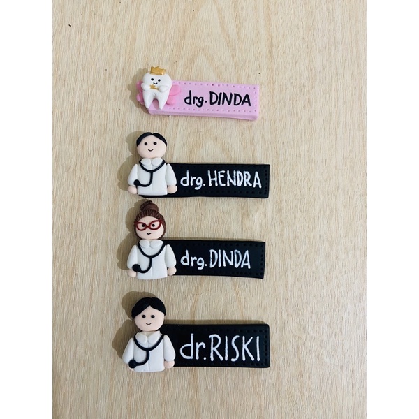 

custom nametag dokter/ dokter gigi/ perawat