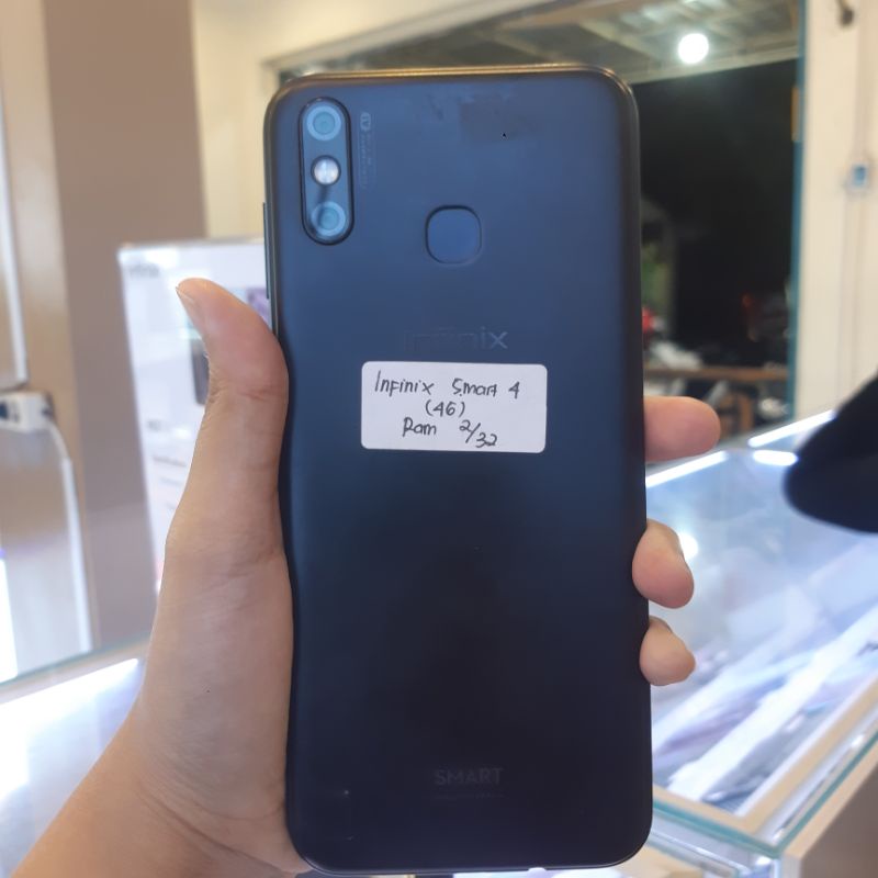 Infinix smart 4 2/32gb - hp second bekas
