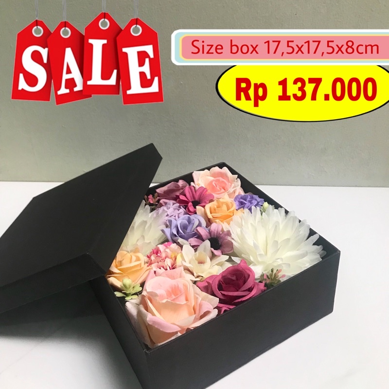 EXCLUSIVE BLOOM BOX / BUNGA BOX / KADO ANNIVERSARY / KADO ULANG TAHUN / KADO WISUDA