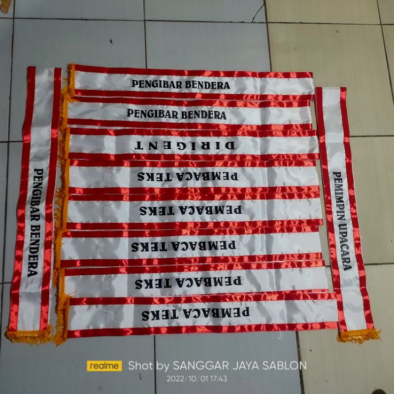 

SELEMPANG UPACARA LENGKAP (Pembaca Teks)