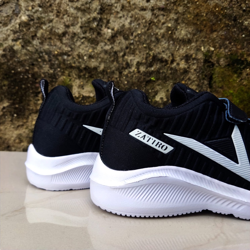 Sepatu Anak Spot Running Spatu Sneakers Sneaker Velcro Sporty Sport Santuy Sekolah Paud, SD, SMP, Pria Laki-laki Wanita Perempuan Trendy Trendi keren Gaul Original terkini kekinian terbaru murah
