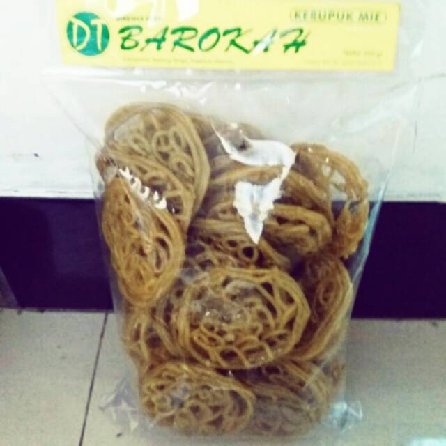Kerupuk mie mentah