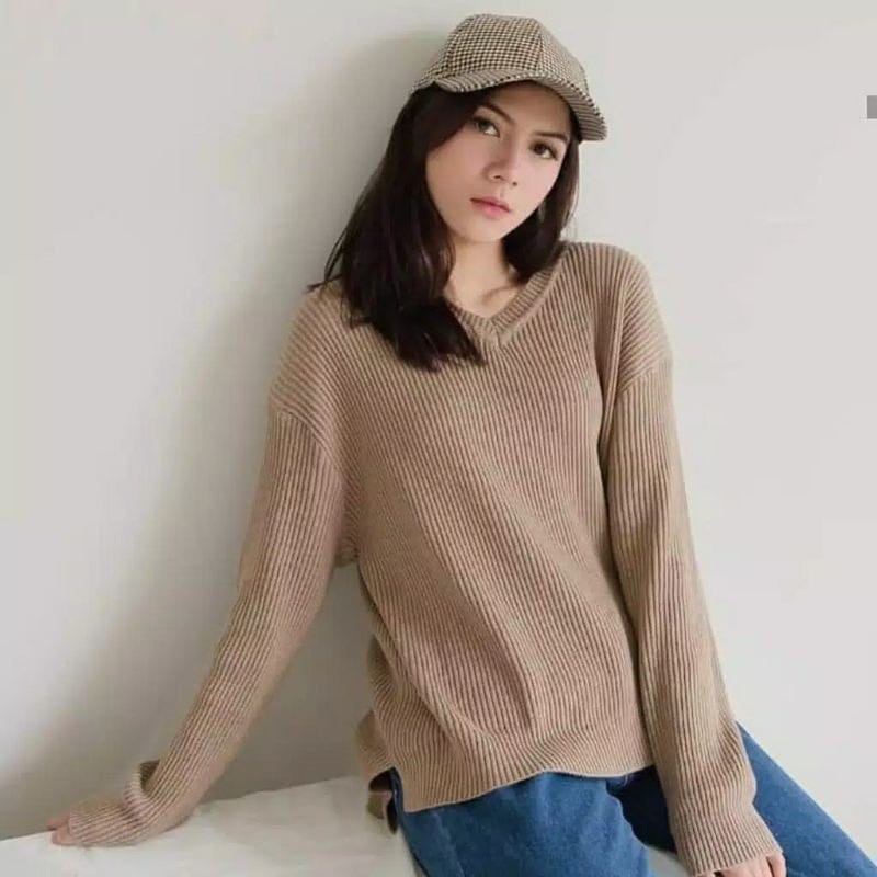 SWEATER RAJUT V-NECK/BOXI VIONA/BAJU ATASAN WANITA TERBARU GAYA KOREA/MOTIP BELAH PINGGIR