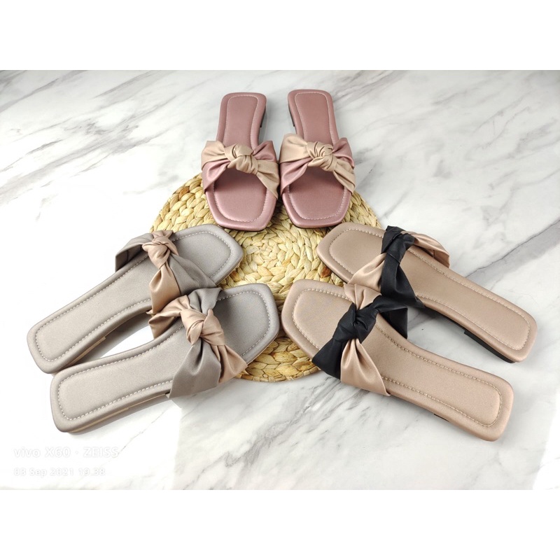 Carlene_Lolly flat-sandal teplek wanita