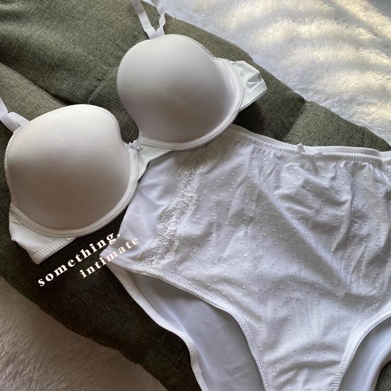 [KODE BARANG 1] Esmara Bigsize Bra + HW Panty Set Jumbo Plus Size 42D 40D 38D Highwaist CD Shaping C