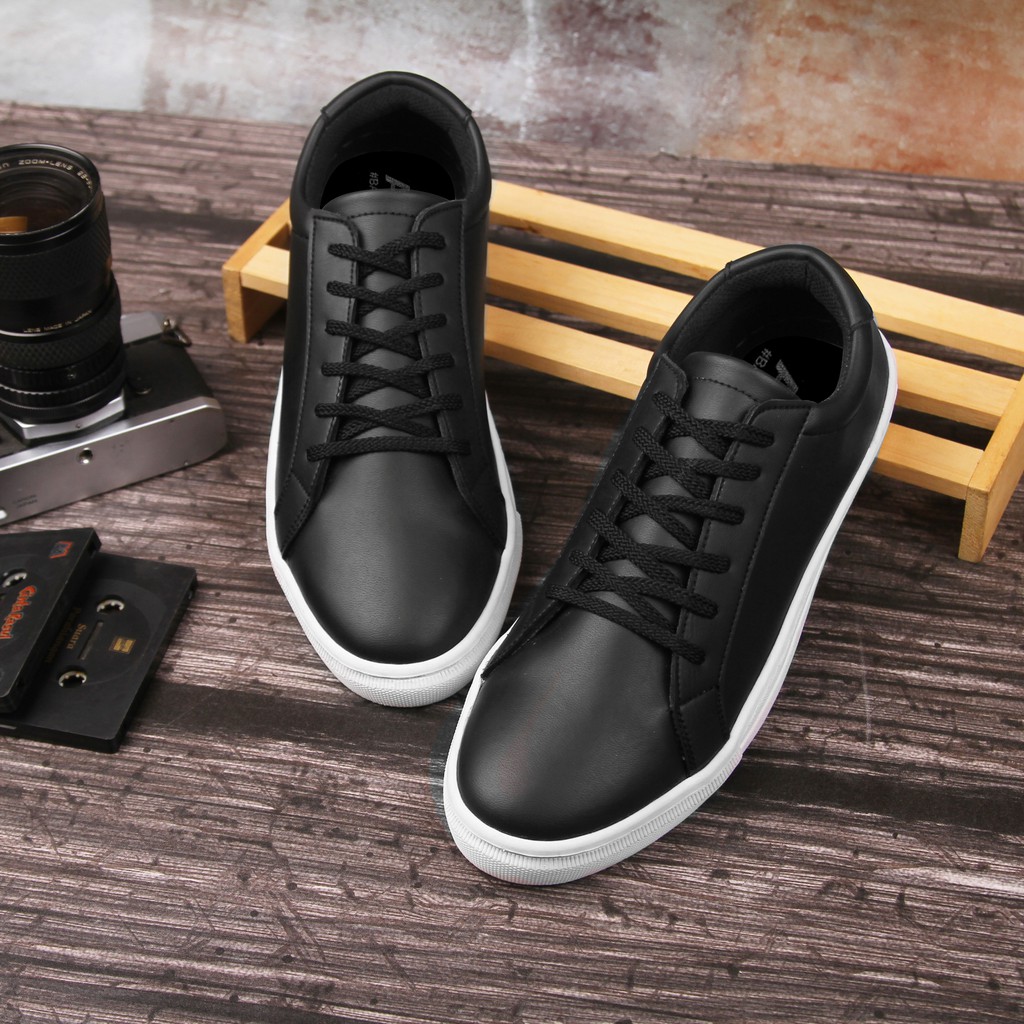 Victor Black | Sepatu Sneakers Pria Hitam Original Casual Polos Cowok Original Footwear | ARF FORIND