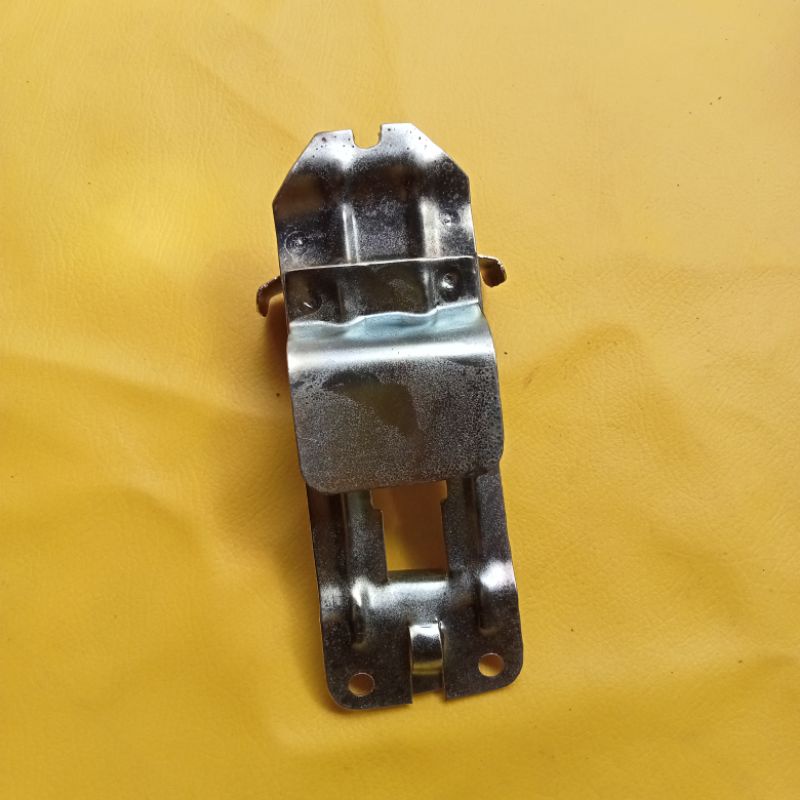 tatakan dudukan aki accu Suzuki a100 a 100