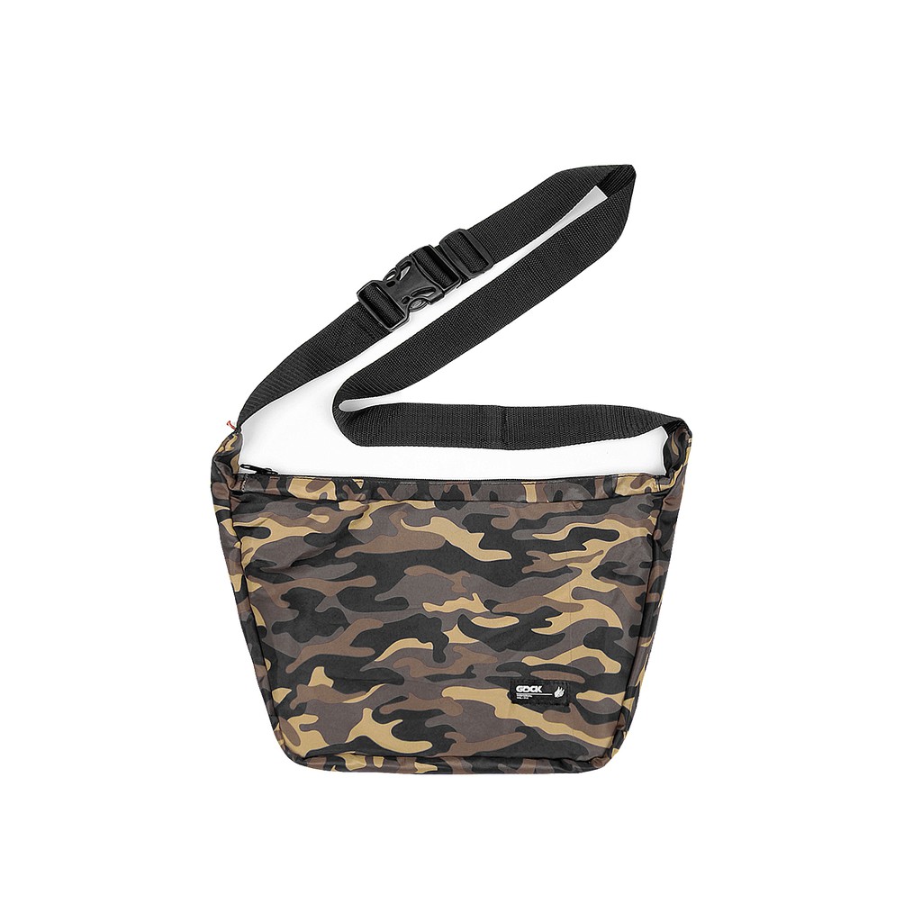 GDCK / SB GL 076 / FELLOS / HELLSTORE