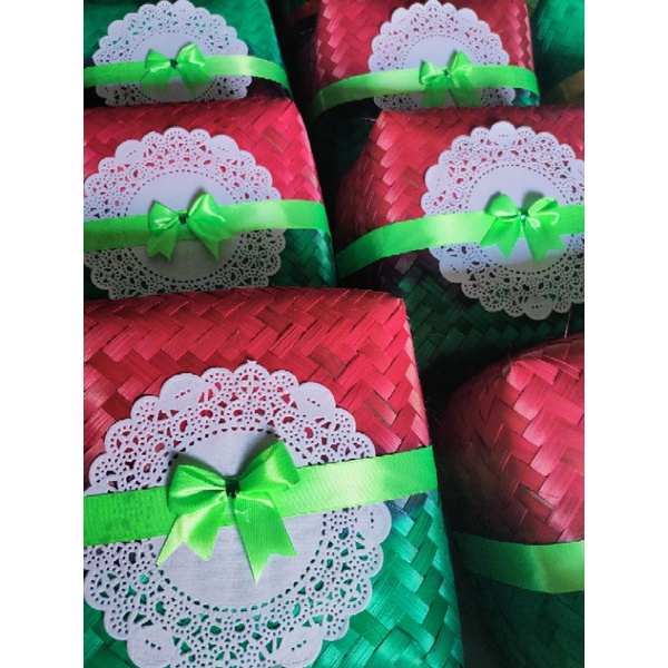 besek warna gradasi lengkap pita dan renda