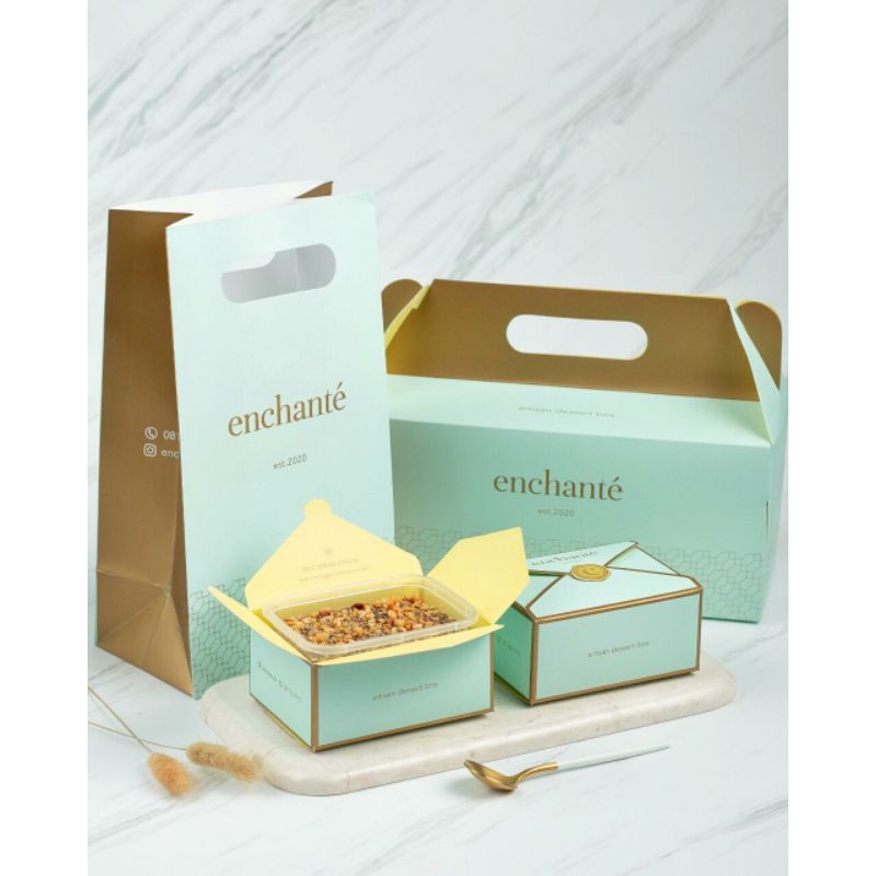 

(MANDATORY) Enchanté Gift Box & Paper Bag