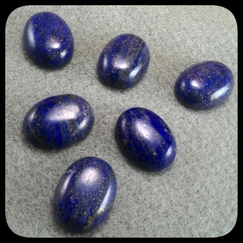 NATURAL LAPIS LAZULI SERAT EMAS HQ