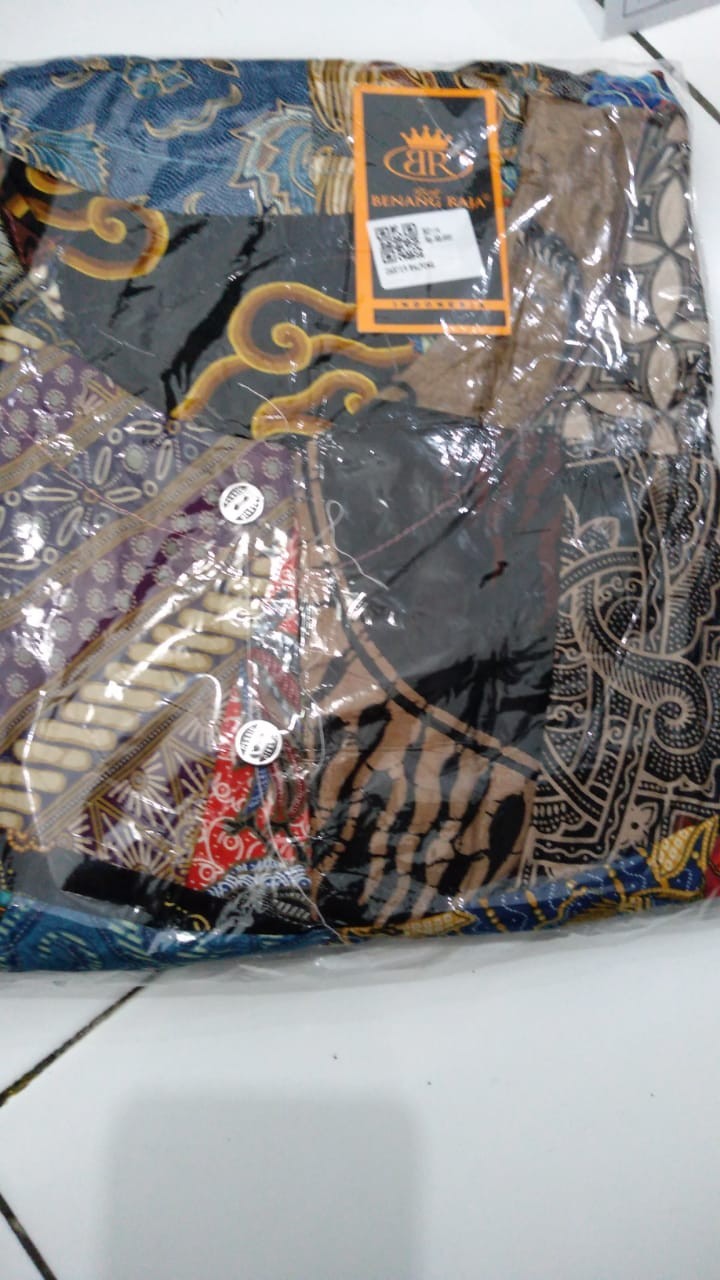 Benang Raja Atasan Tunik Kancing Rayon Rempel Ld 104 - 110cm