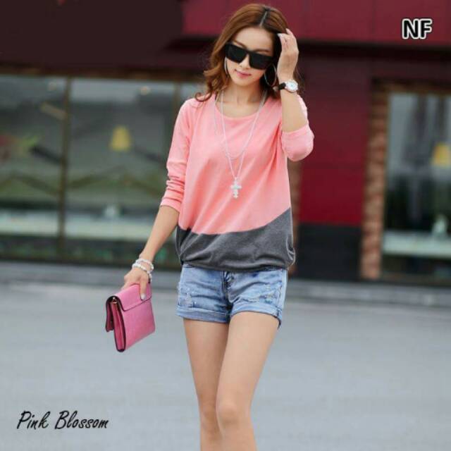 

Pink blooson