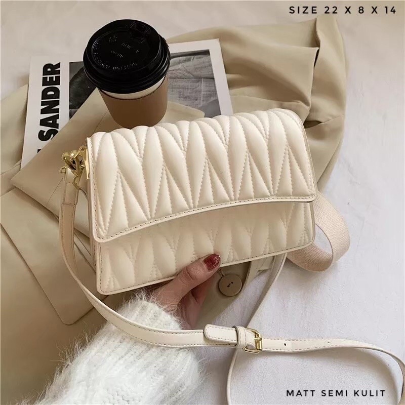 Tas Selempang Slempang Bahu Wanita Mini Hits Semi Kulit Kream cream Bw Hitam coklat Korean korea Selebgram Tiktok Gaya ootd