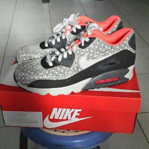 nike air max 90 polkadot