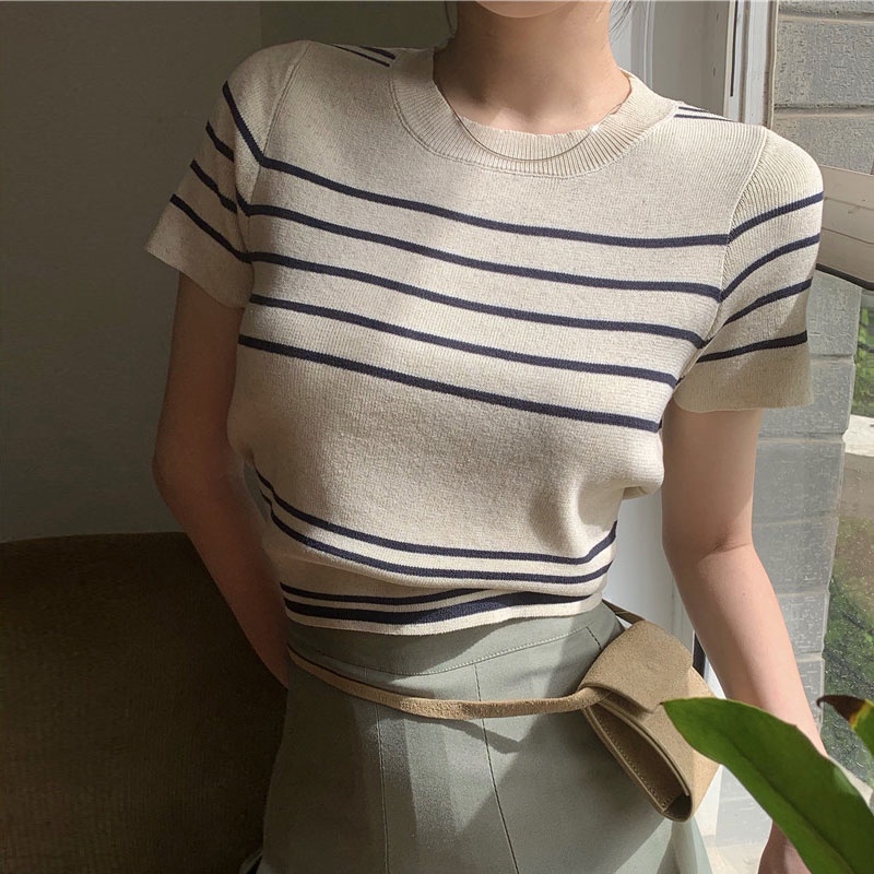 Kaos Rajut Lengan Pendek Garis-garis Wanita Korean Style Knit Crop Top