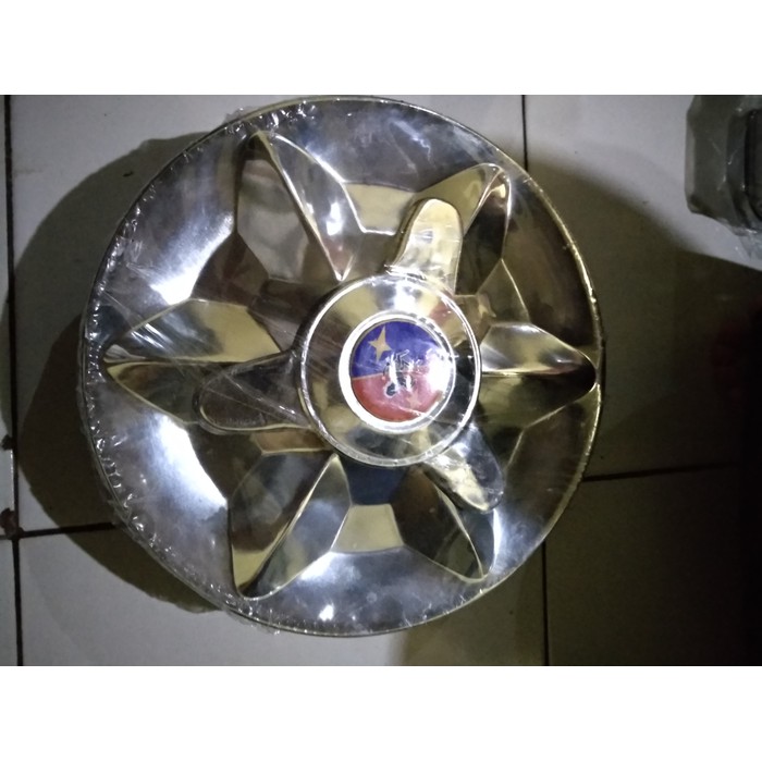 Wheel dop wildop vespa ring 8