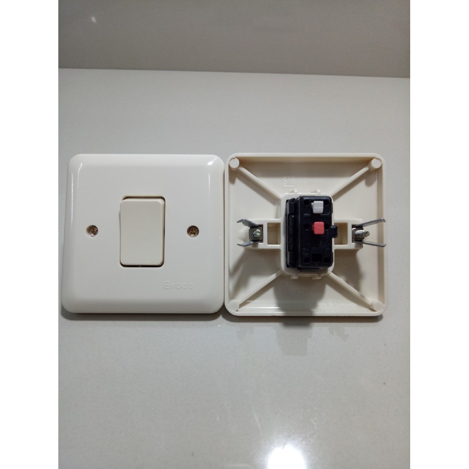 Saklar ENGKEL IB Broco / Saklar Engkel Inbow BROCO