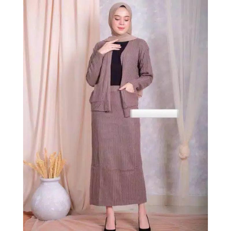 PROMO!!!!!!!ONE SET BELLE CARDY+ROK RAJUT SPAN SCUBA/SET OOTD WANITA MURAH