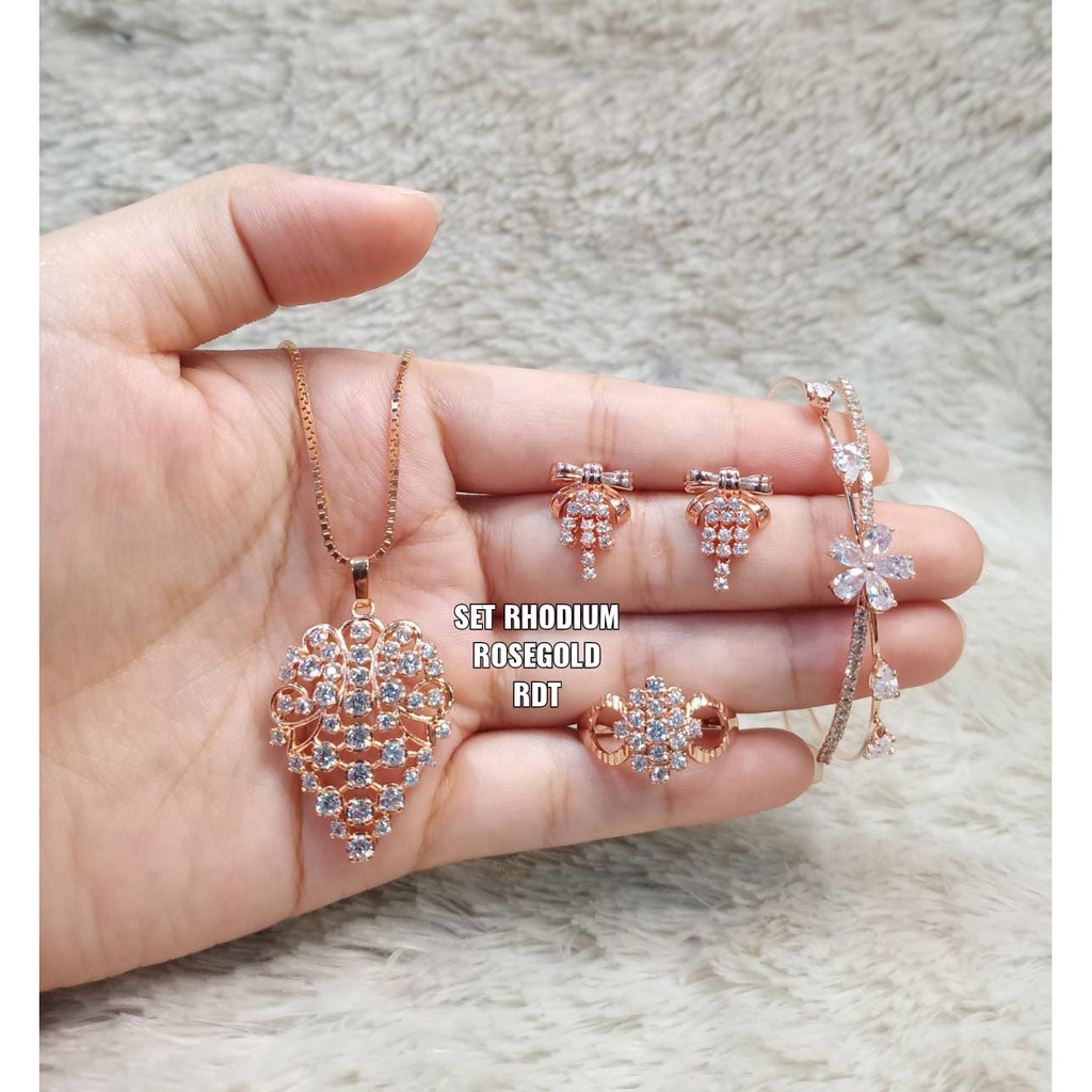 Set Rhodium Berlian Medan